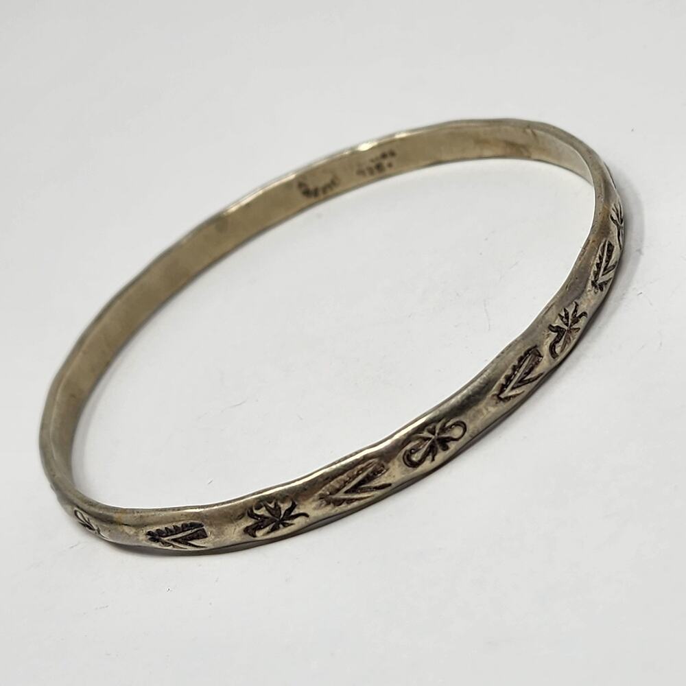 Sterling Silver 925 Vintage Antique Native American Engraved Bangle Bracelet - Picture 6 of 9